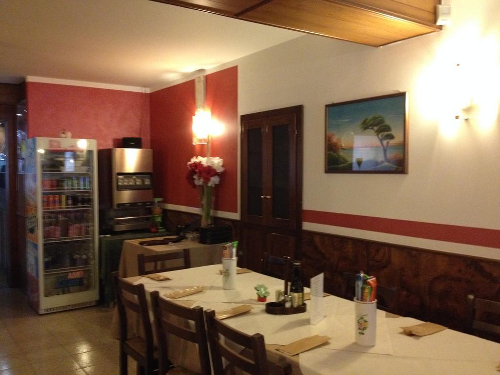 בוסקו קיזנובה Hotel Scandola מראה חיצוני תמונה